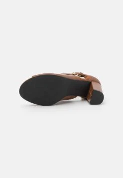 Anna Field LEATHER - Schaftsandale - Cognac 10 Anna Field LEATHER - Schaftsandale - Cognac -Anna Field Günstiges Geschäft 1f6a2f6ff19e4d74bb3ca5506bba5cab