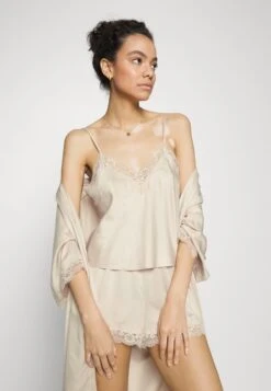 Anna Field Nachthemd - Off-white 9 Anna Field Nachthemd - Off-white -Anna Field Günstiges Geschäft 3b4ee8f7d3164ffeba0a90b5bb9a954f