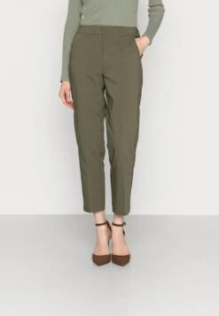 Anna Field Chino - Dark Green -Anna Field Günstiges Geschäft b2b63042d5804a2ca232080b4c30784c 1