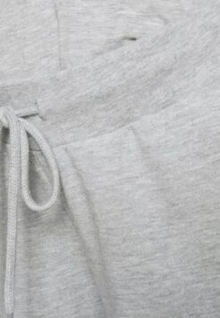 SLIM FIT JOGGERS - OVERBUMP - Jogginghose - Light Grey -Anna Field Günstiges Geschäft bdcb41bafe3945bd95f8e6c593930596