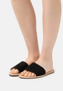 Anna Field Günstiges Geschäft 32 Anna Field 2 PACK - Pantolette Flach - Black/cognac