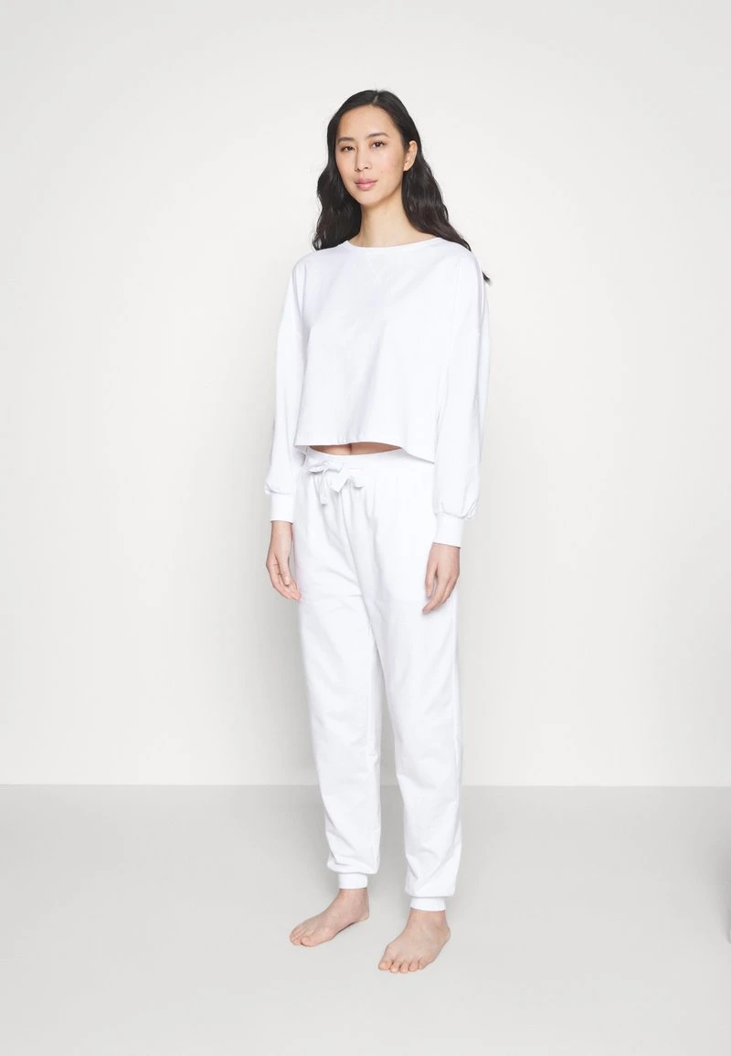 Anna Field Pyjama - Off White 1 Anna Field Pyjama - Off White